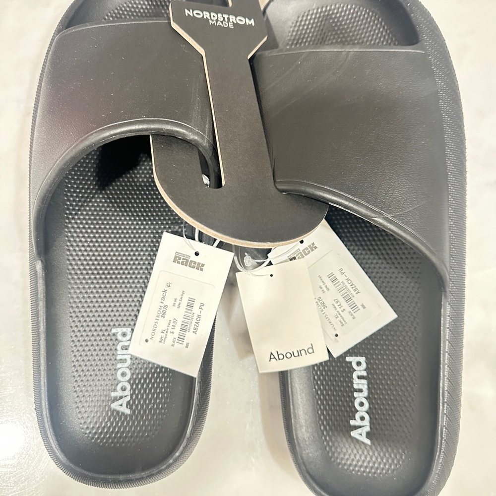 Abound Black Slide Sandals Size: 13.5